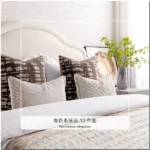 Modern French-style model apartment in gold tones – 10-piece bedding set in brown tones – Showroom for vacation rentals – High-quality bedding sets - Image 3