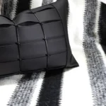 Cushion Set for Sofa and Living Room in Model Home: Modern, Light Luxury, High-End Leather, Woven, Shaggy, and Genuine Mink Fur Cushions - Image 4