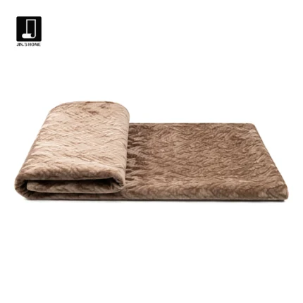 Jinshi Modern Minimalist Light Luxury Coffee-Brown Tiger-Print Velvet Throw—Perfect for Villa Model Home Living Rooms and as a Bed End Rug in Bedrooms